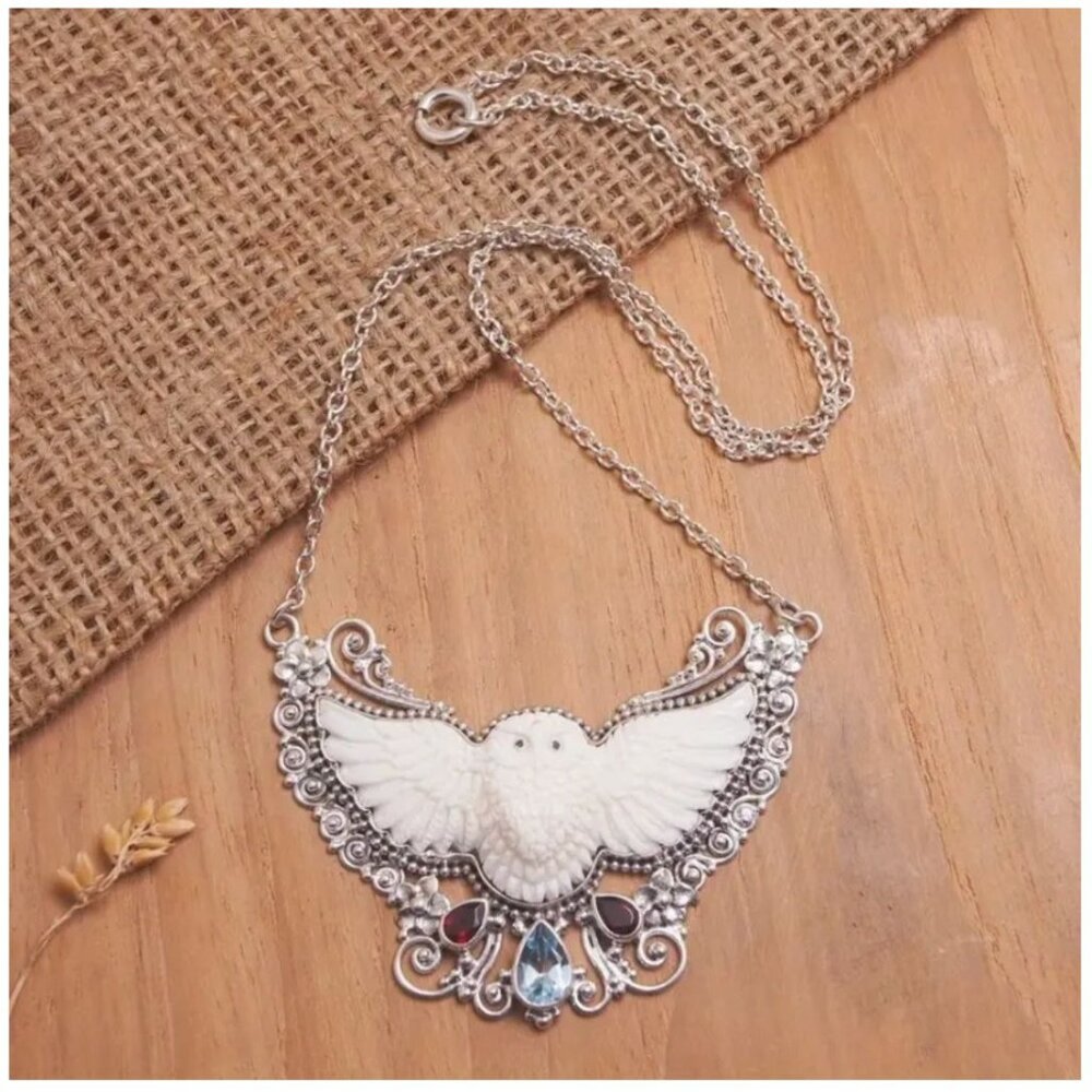 Snowy Owl Necklace With Crystal Pendant And Intricate Chain Design